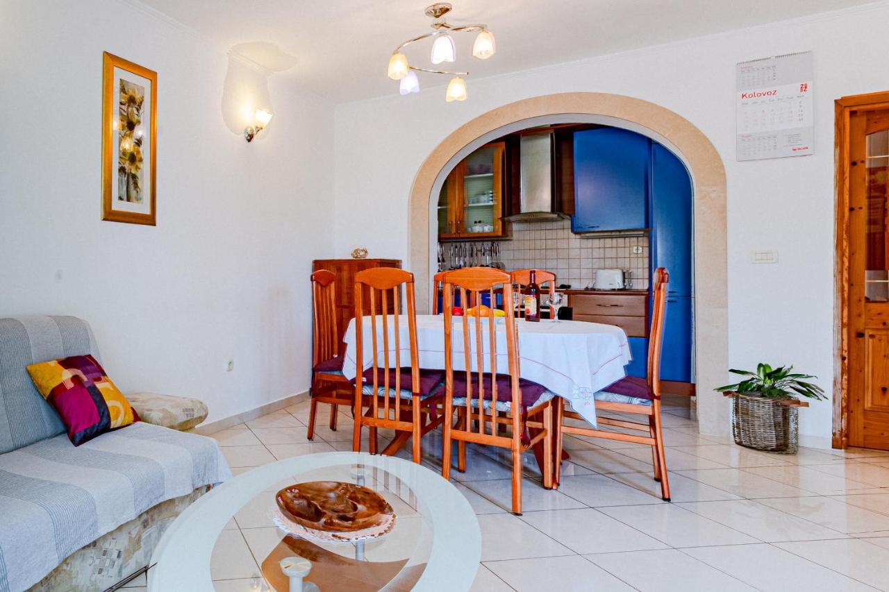 Apartment Ruzica Zrnovo Екстер'єр фото
