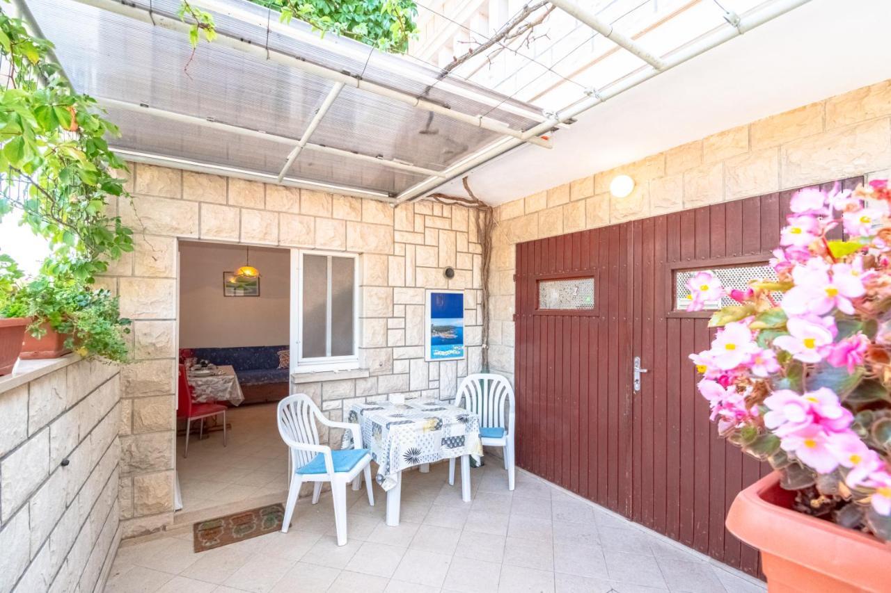 Apartment Ruzica Zrnovo Екстер'єр фото