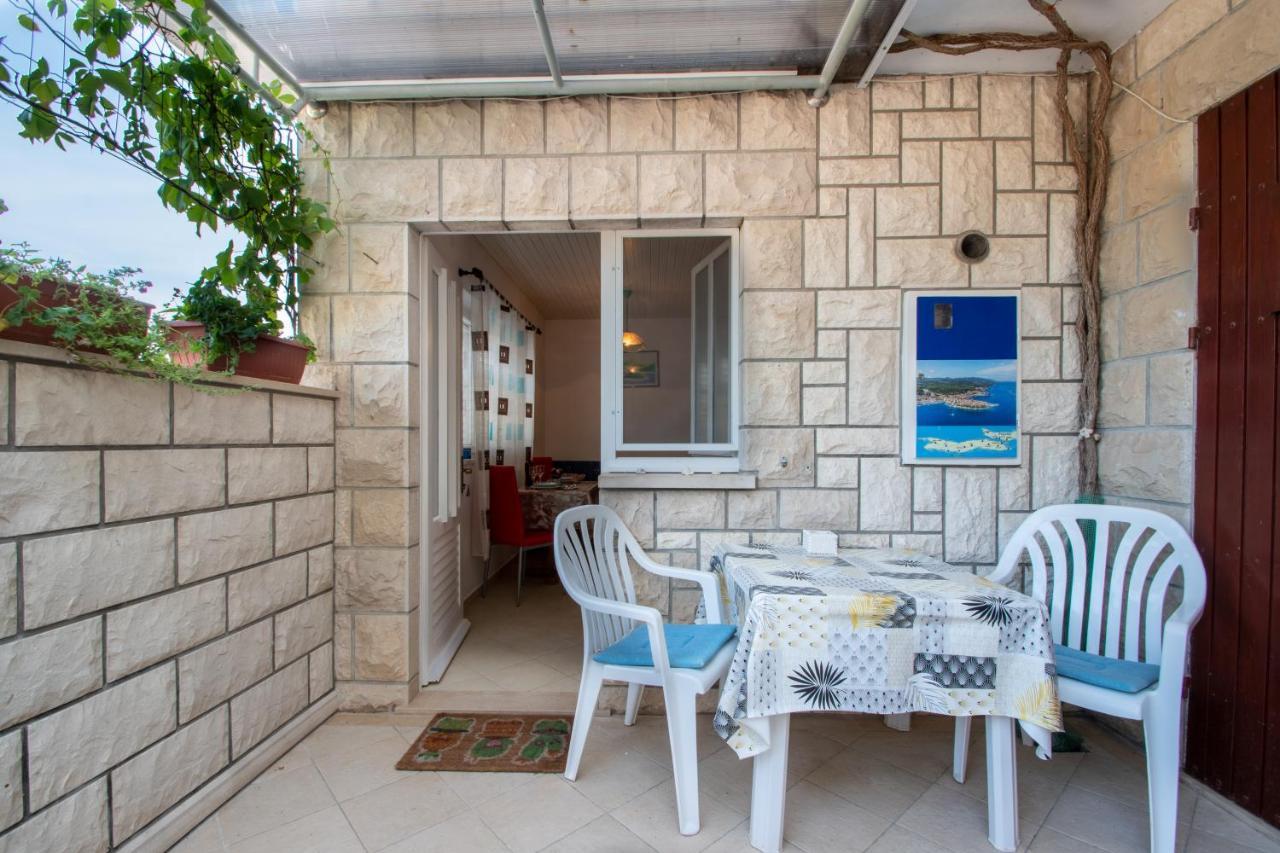 Apartment Ruzica Zrnovo Екстер'єр фото