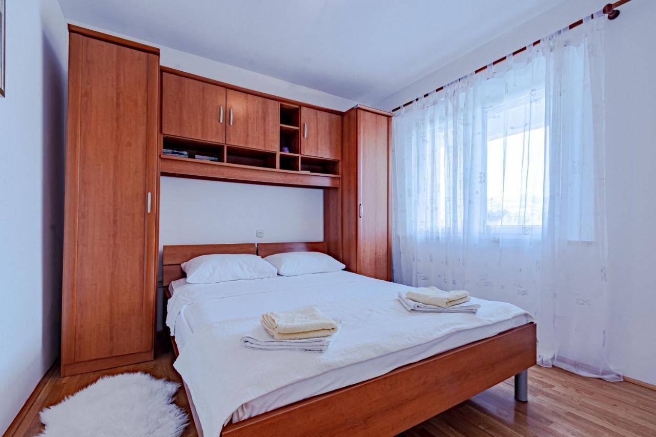 Apartment Ruzica Zrnovo Екстер'єр фото